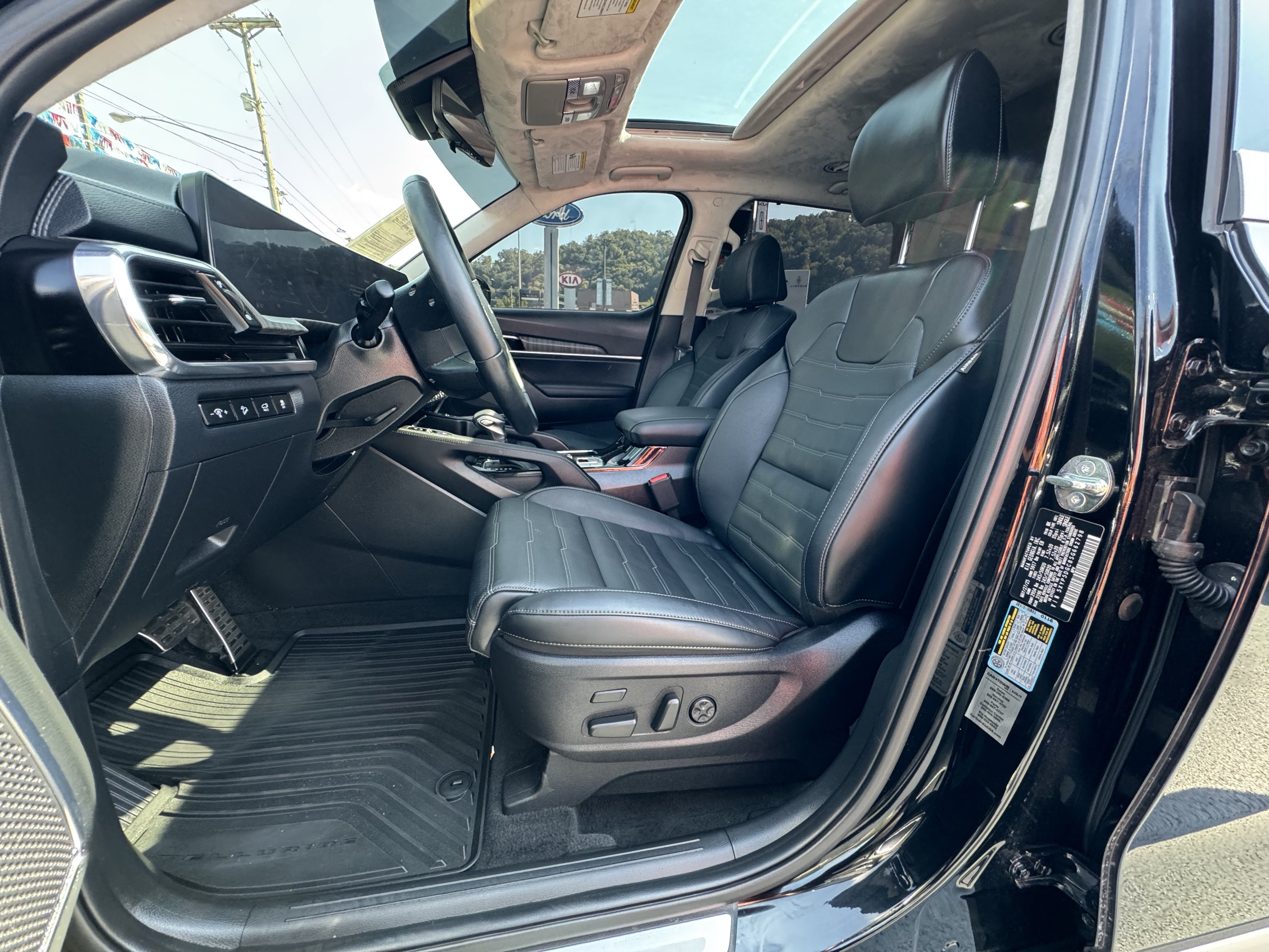 Used 2025 Kia Telluride SX Prestige AWD/4WD image 11