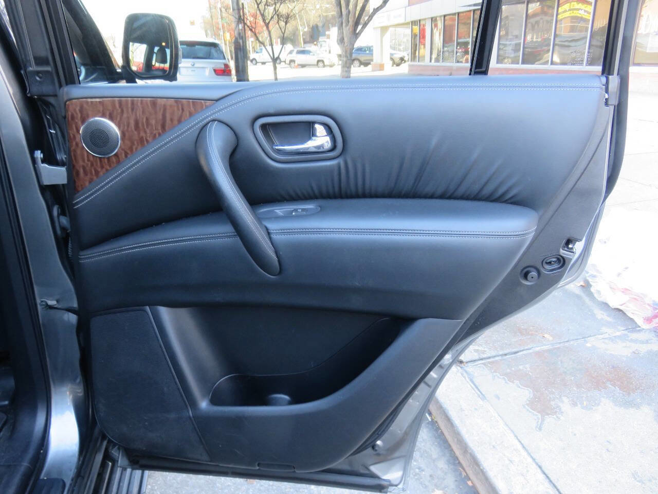 Used 2019 Nissan Armada SL w/ Premium Package image 30