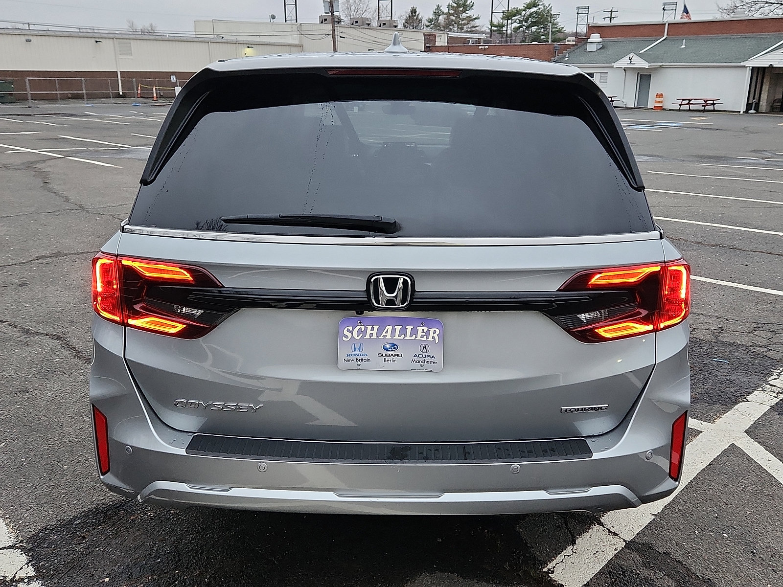 Used 2025 Honda Odyssey Touring image 5