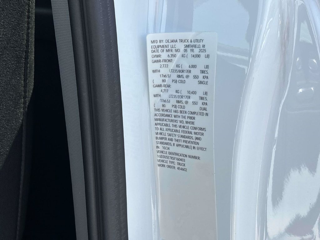 Used 2025 GMC Sierra 3500 Pro w/ Convenience Package AWD/4WD image 28