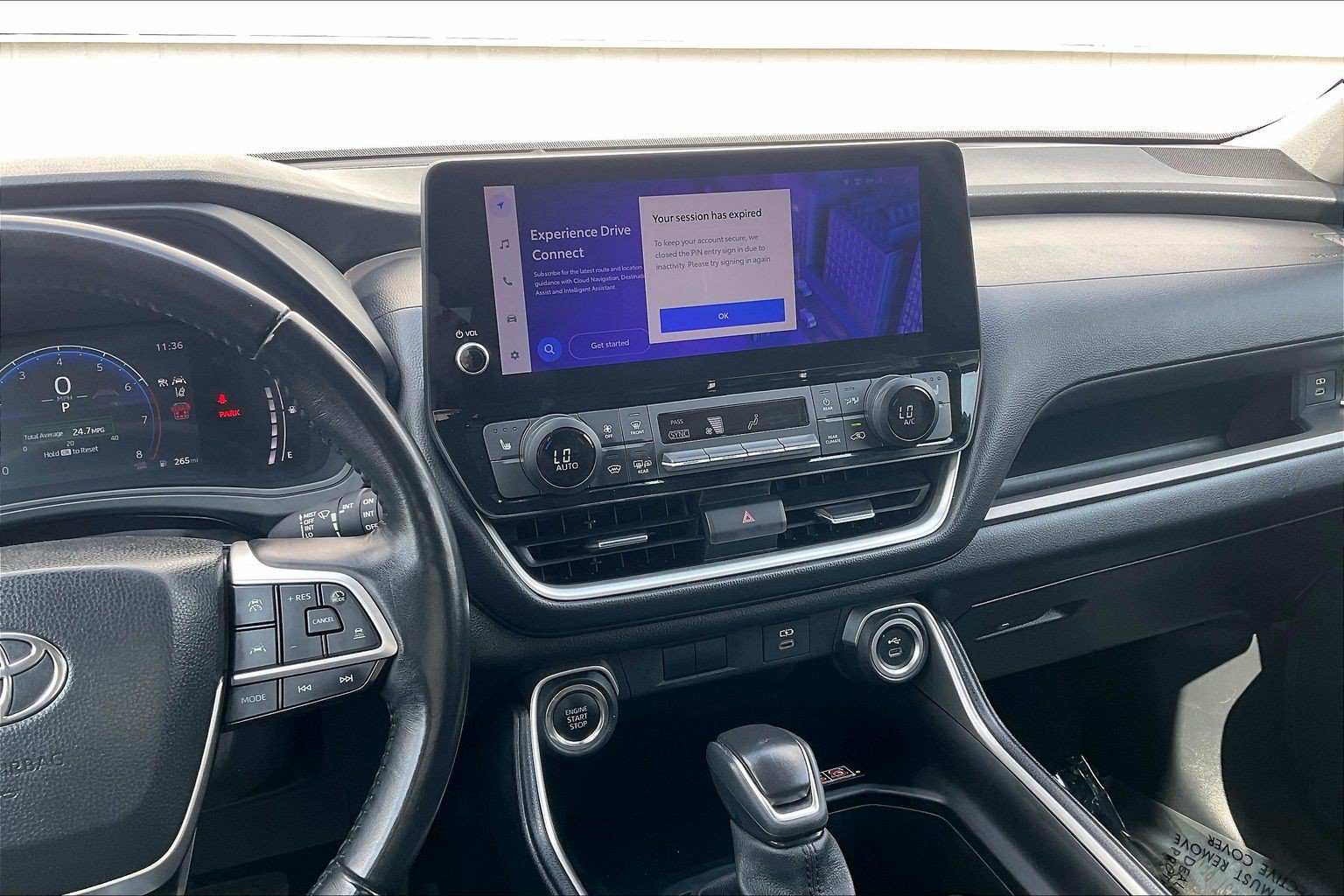 Used 2025 Toyota Grand Highlander FWD image 7