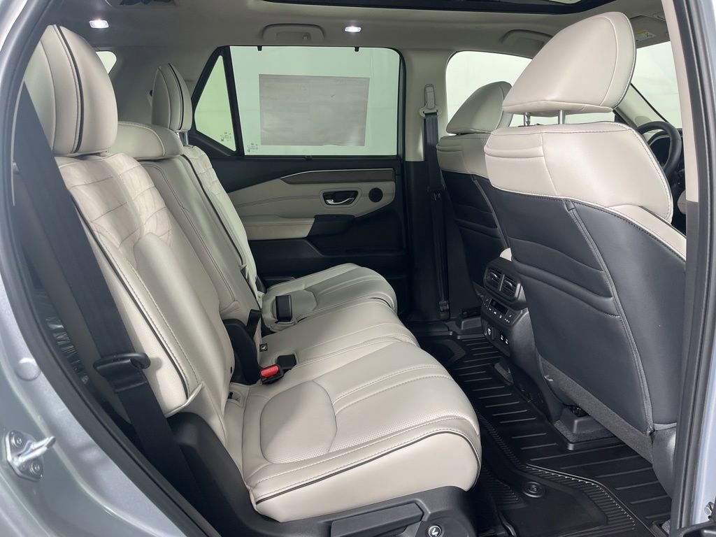 New 2026 Honda Pilot Elite image 11