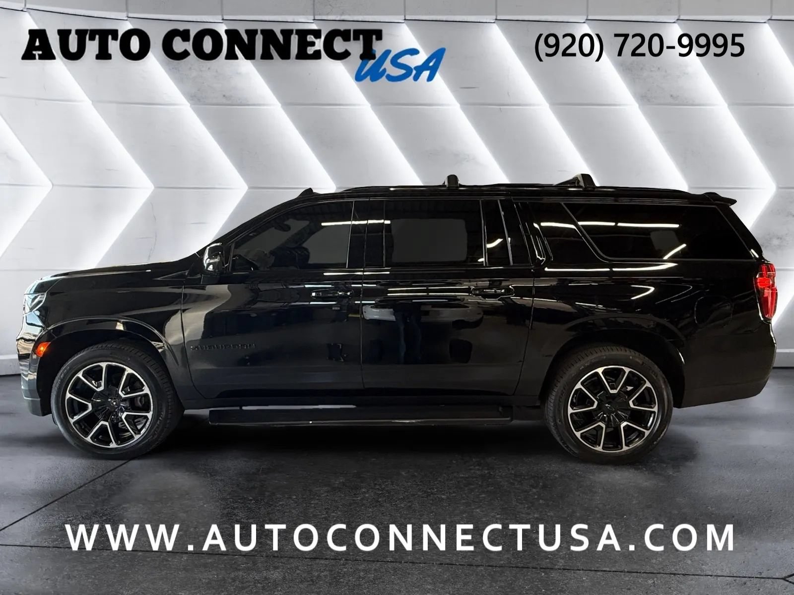 Used 2023 Chevrolet Suburban RST w/ Luxury Package AWD/4WD image 7