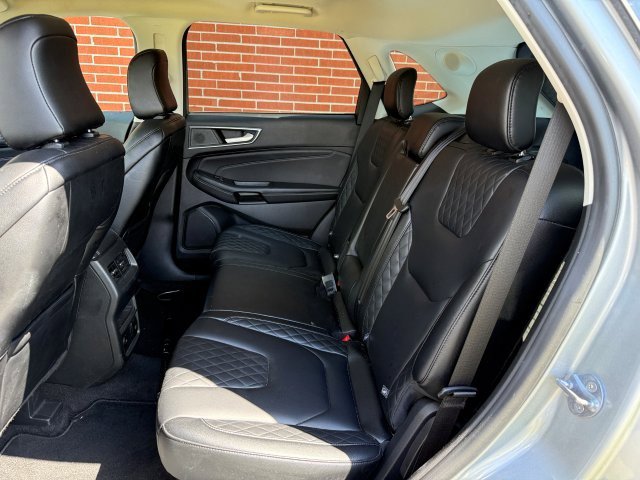 Used 2024 Ford Edge Titanium AWD/4WD image 17