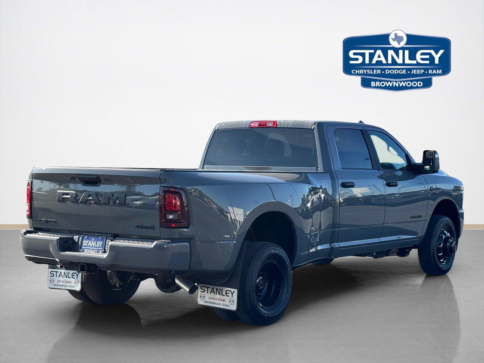 New 2027 RAM 3500 Big Horn AWD/4WD image 8