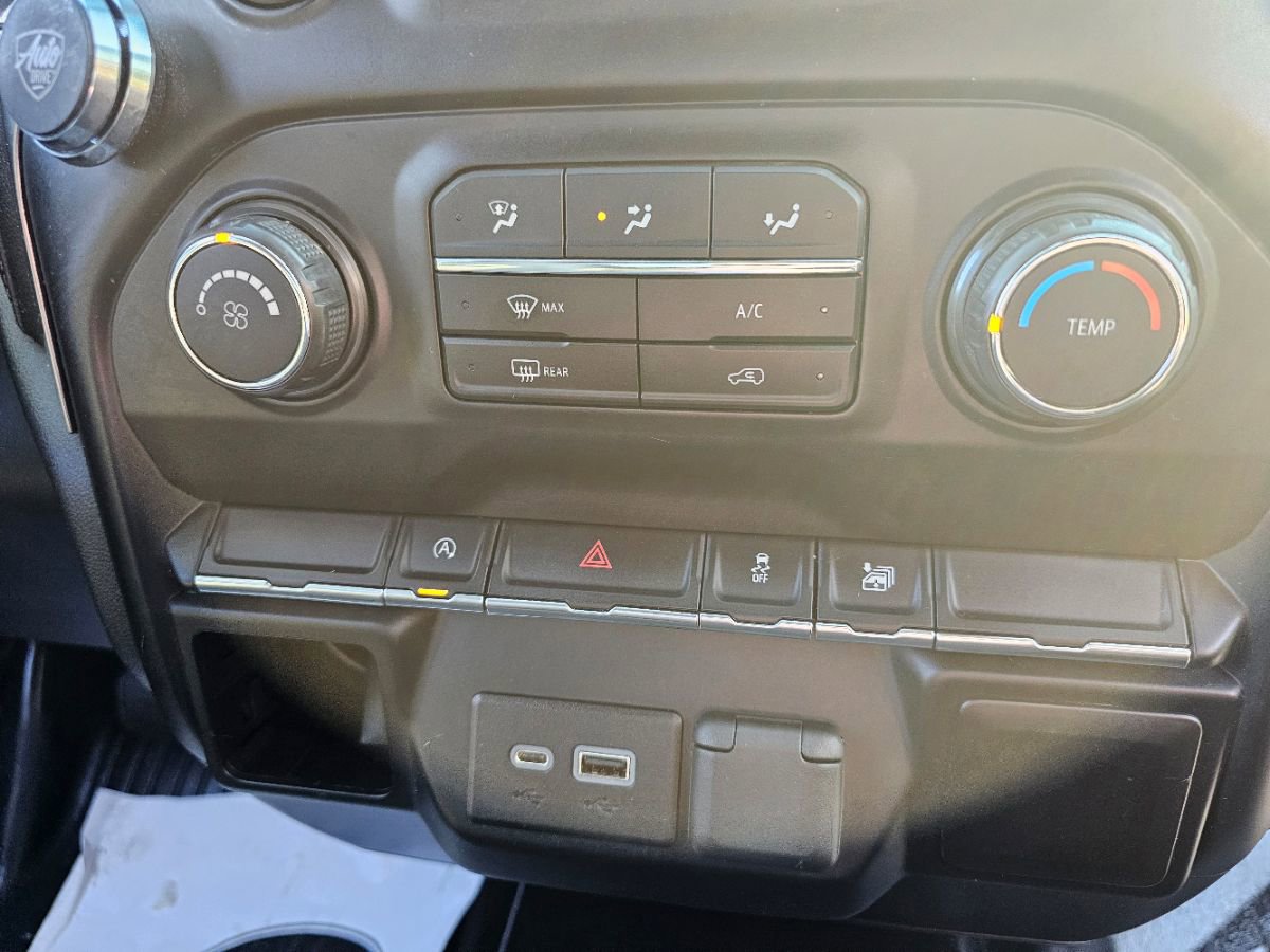 Used 2020 Chevrolet Silverado 1500 LT w/ Remote Start Package image 10