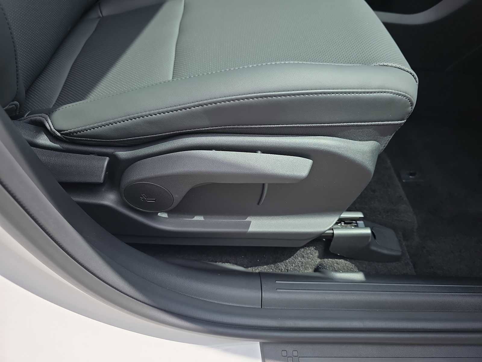 New 2026 Hyundai Santa Fe SEL FWD image 29