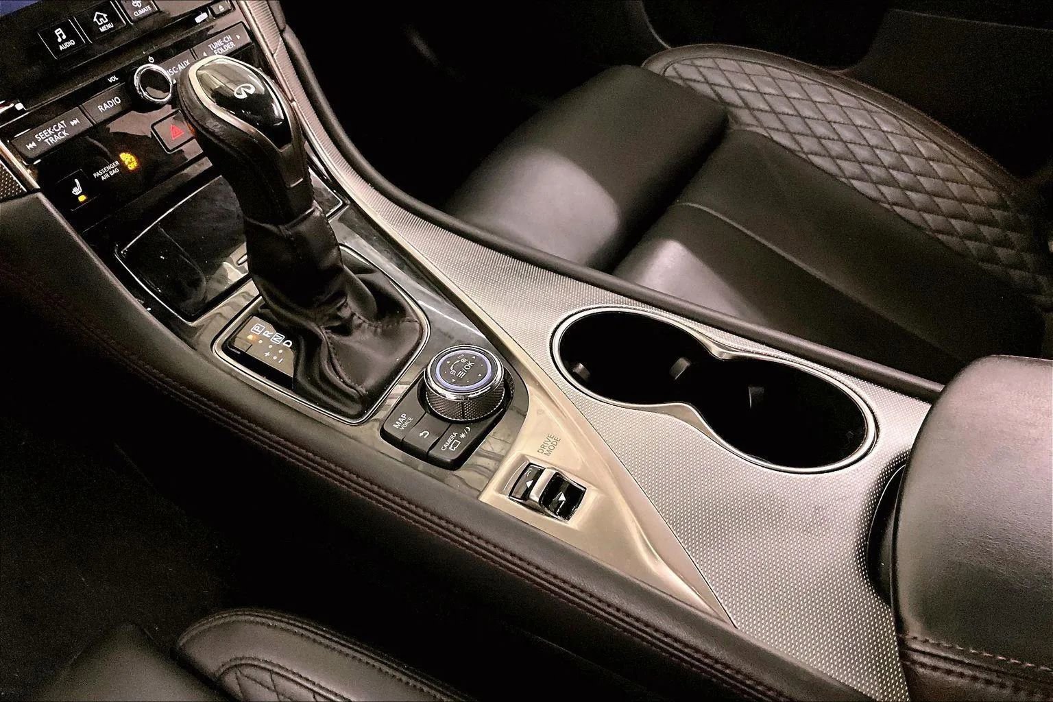 Used 2018 INFINITI Q50 Red Sport 400 w/ Sensory Package (Sport) image 17