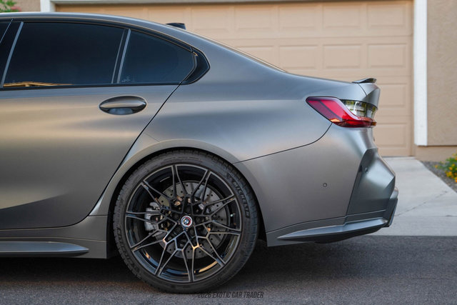 Used 2022 BMW M3 Competition w/ M Carbon Exterior Package AWD/4WD image 5