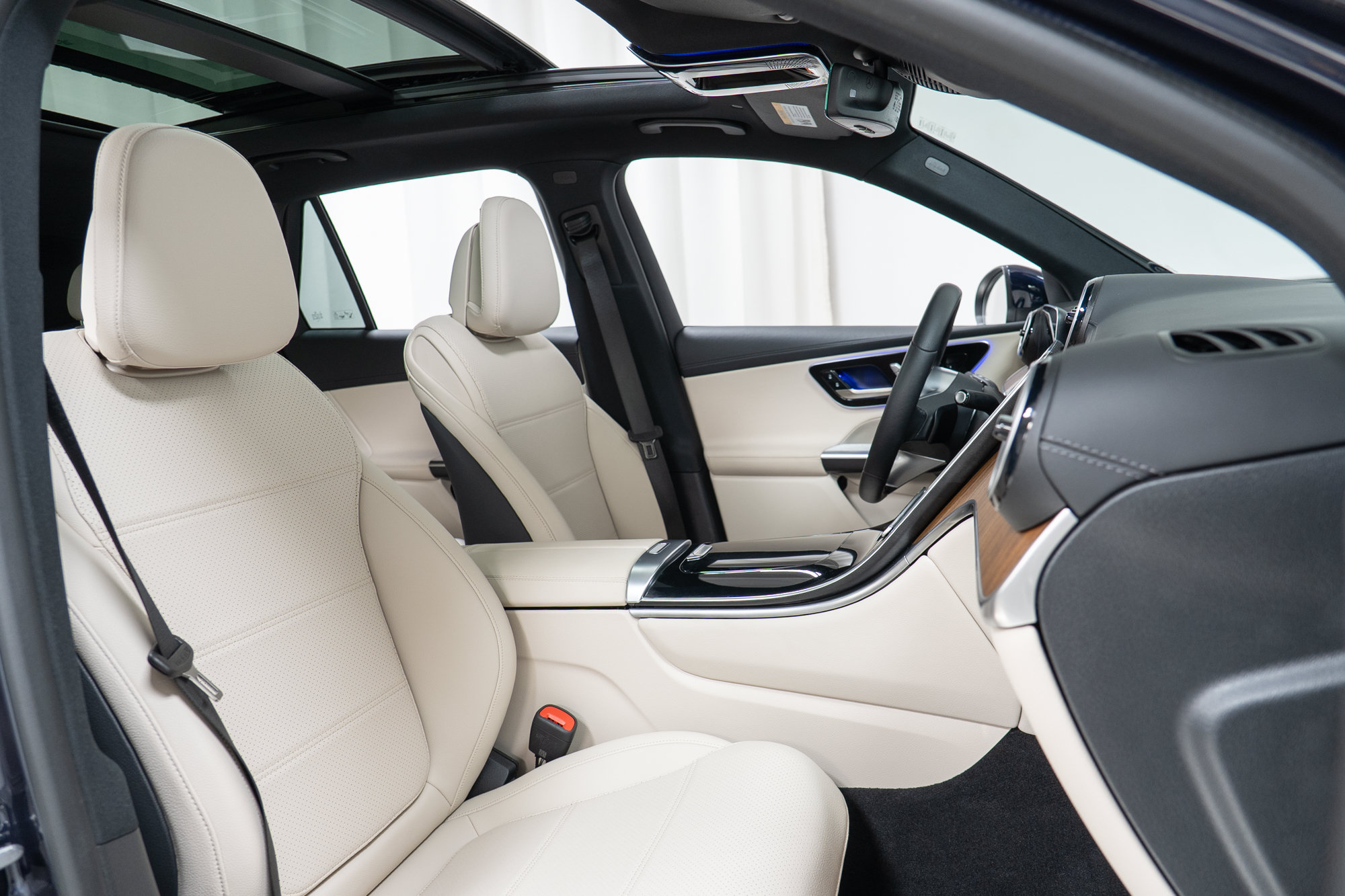 Certified 2024 Mercedes-Benz GLC 300 4MATIC image 22