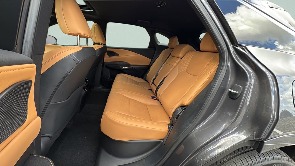 Used 2024 Lexus RX 350 Premium w/ Convenience Package image 12