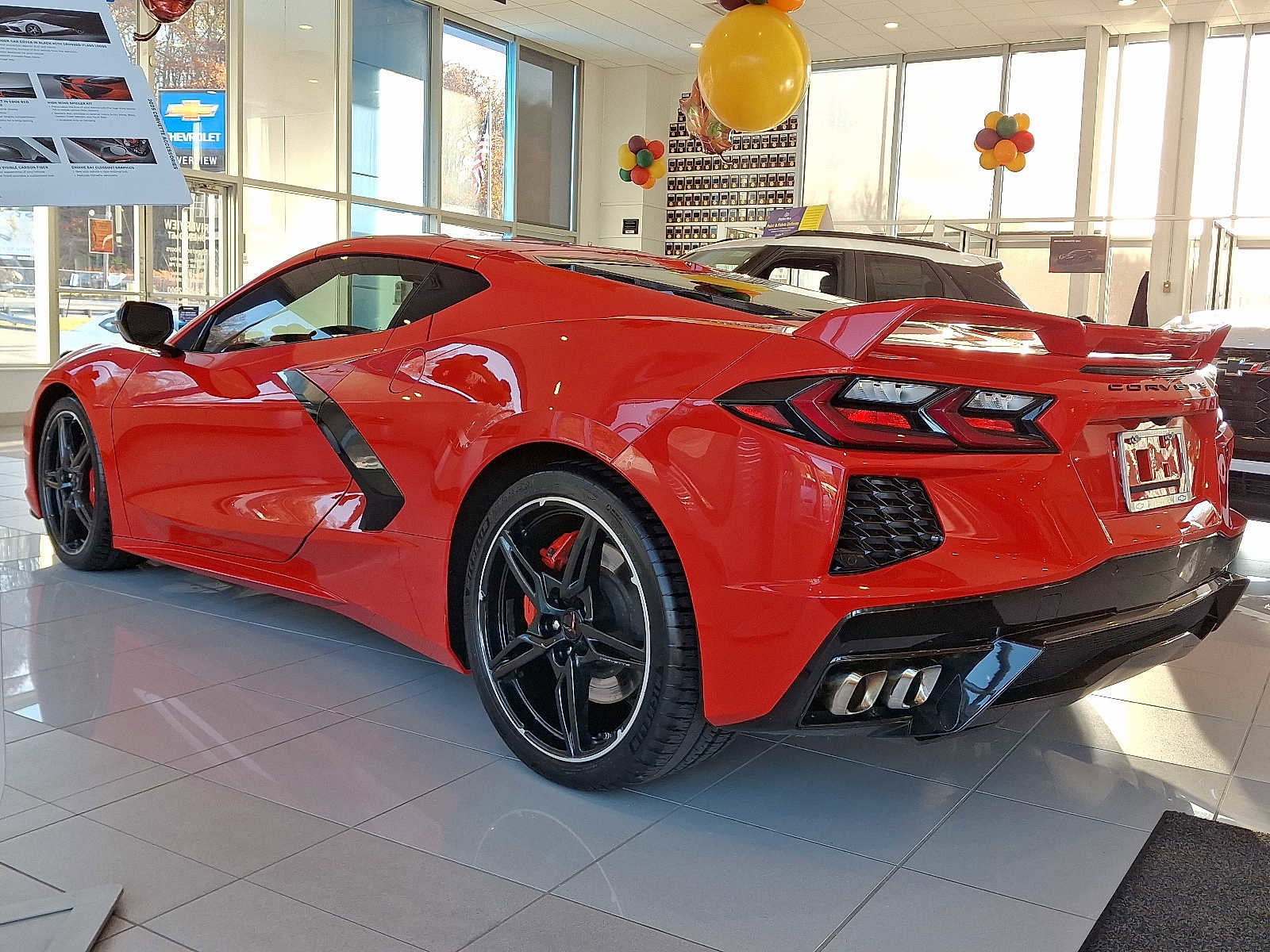 Used 2021 Chevrolet Corvette Stingray Preferred Cpe w/ Z51 Performance Package image 6