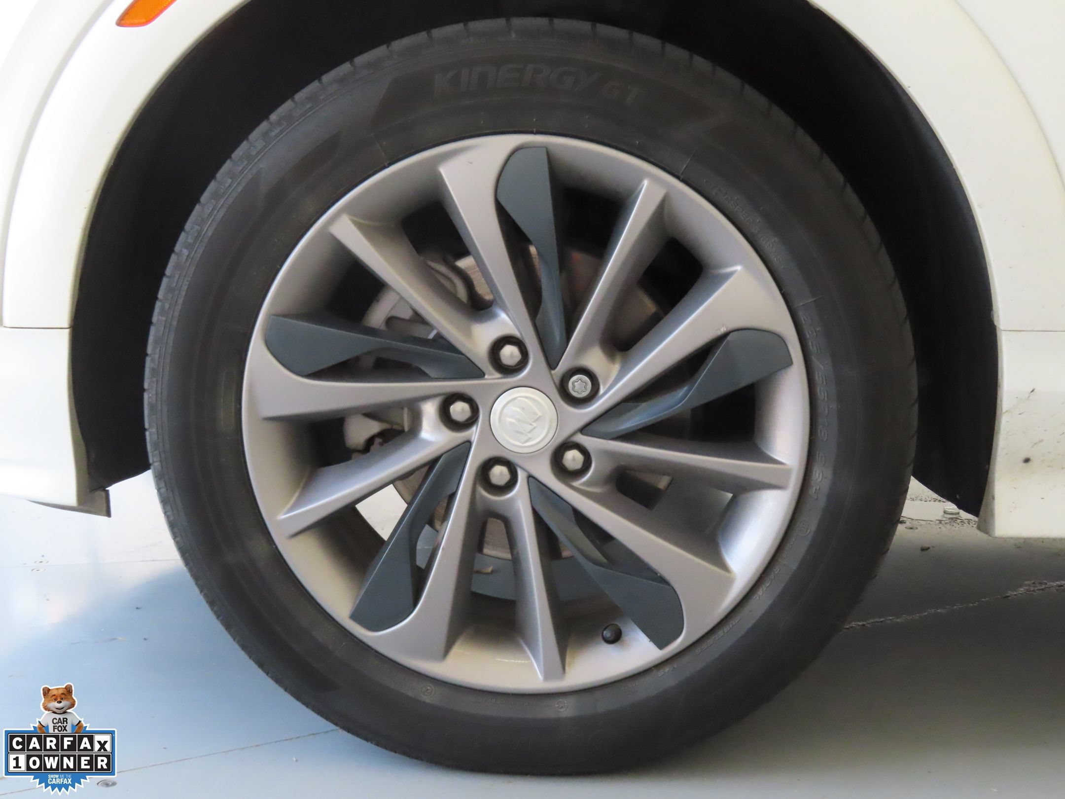 Used 2023 Buick Encore GX Select w/ Sport Touring Package FWD image 25