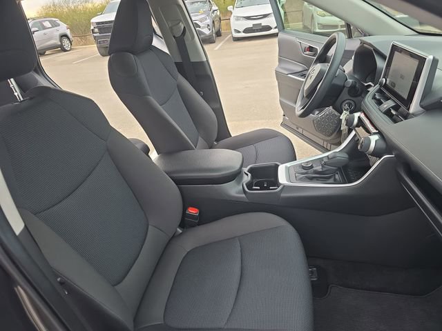 Certified 2025 Toyota RAV4 LE image 10