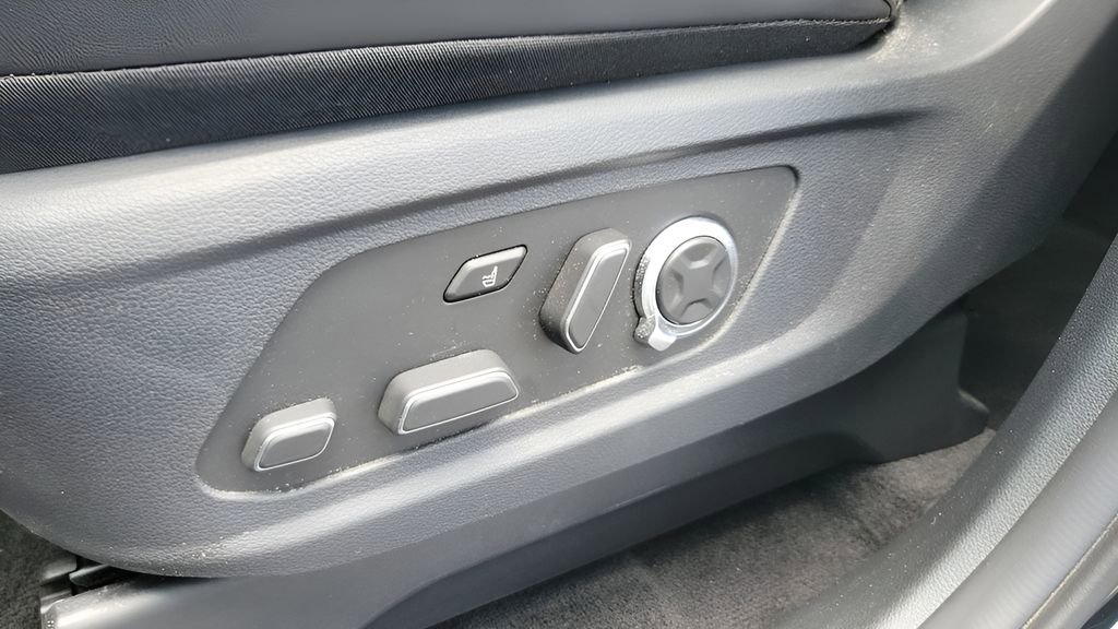 Used 2024 Hyundai Palisade Calligraphy FWD image 16