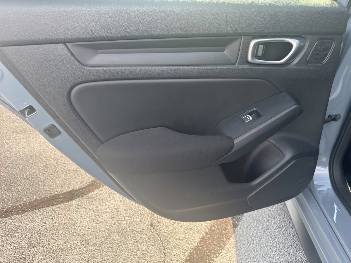 Used 2024 Honda Civic Sport image 28