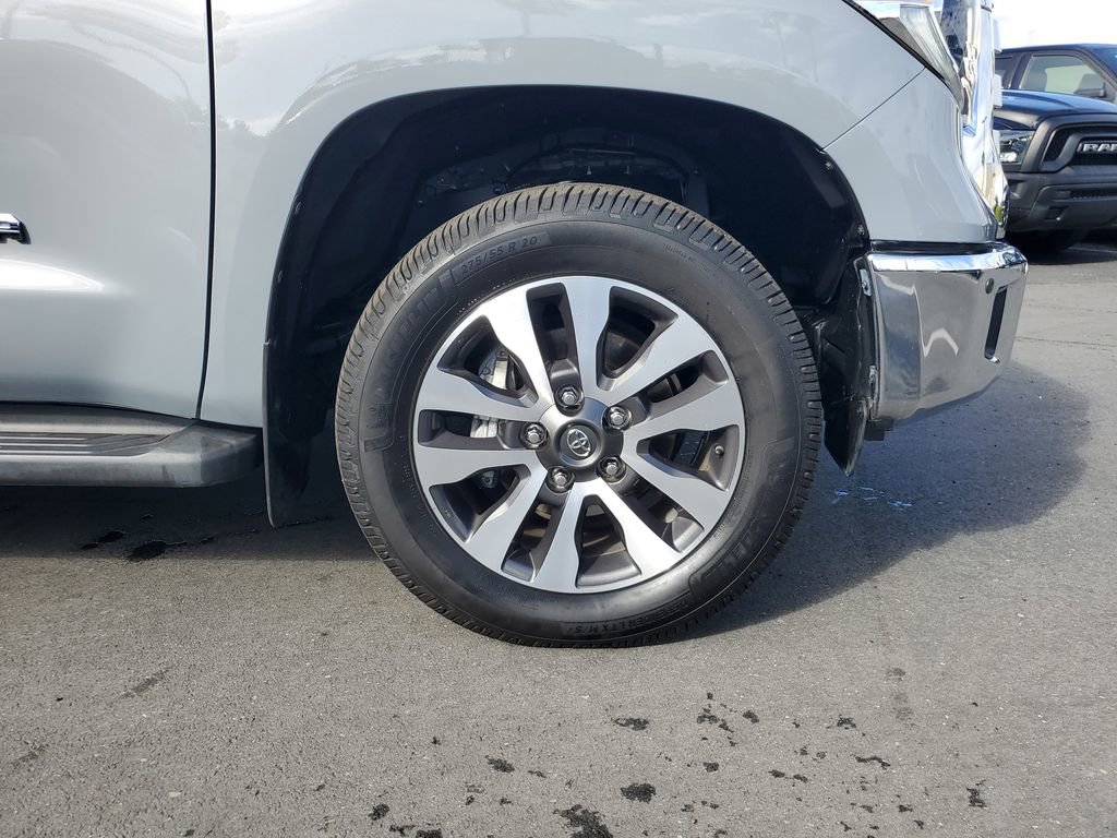 Used 2019 Toyota Tundra Limited w/ Limited Premium Package image 5