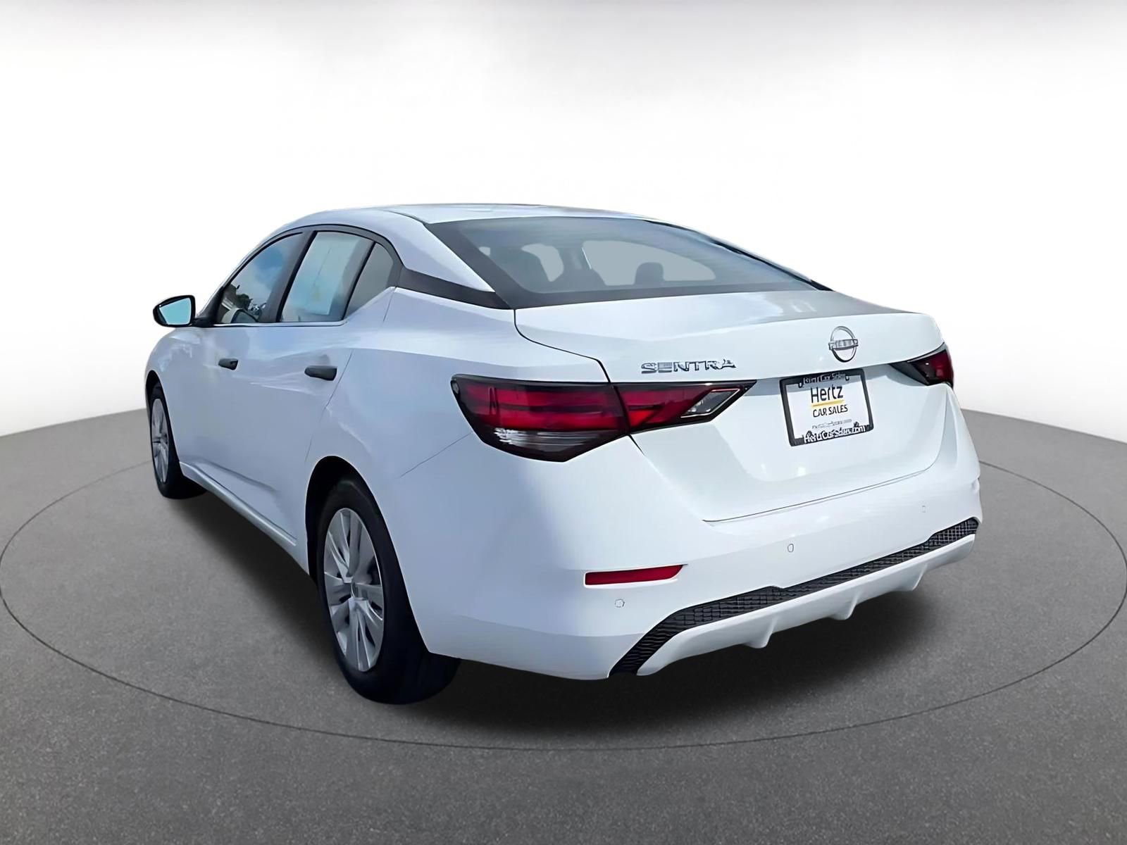 Used 2025 Nissan Sentra S FWD image 11