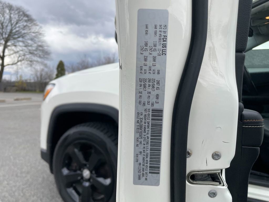 Used 2019 Jeep Compass Latitude w/ Popular Equipment Group AWD/4WD image 32