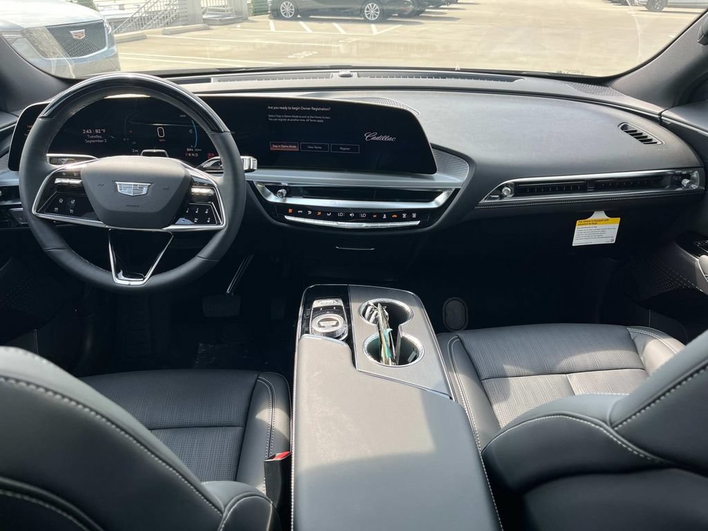 New 2026 Cadillac Lyriq Luxury RWD image 15