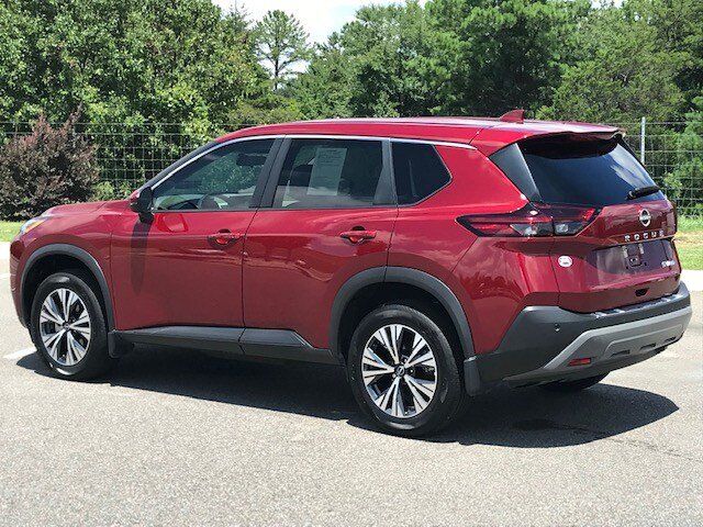 Used 2022 Nissan Rogue SV AWD/4WD image 3