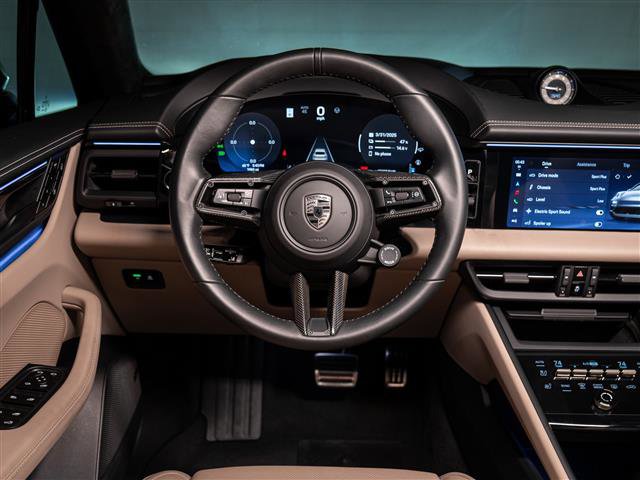 Certified 2024 Porsche Macan Turbo Electric image 25