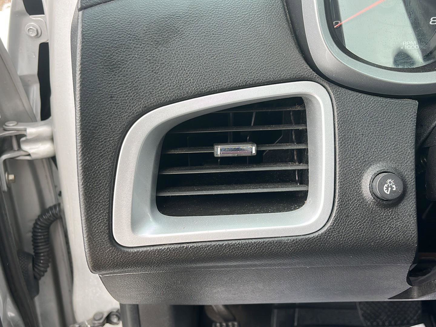 Used 2017 Chevrolet Equinox LS image 12