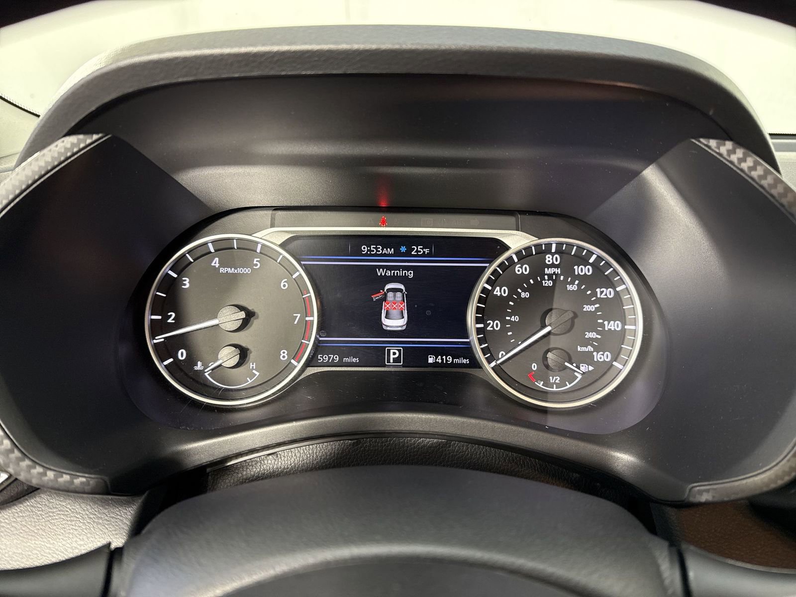 Certified 2025 Nissan Sentra SV image 18