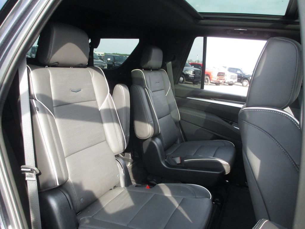 Used 2025 Cadillac Escalade Premium Luxury w/ Touring Package image 25