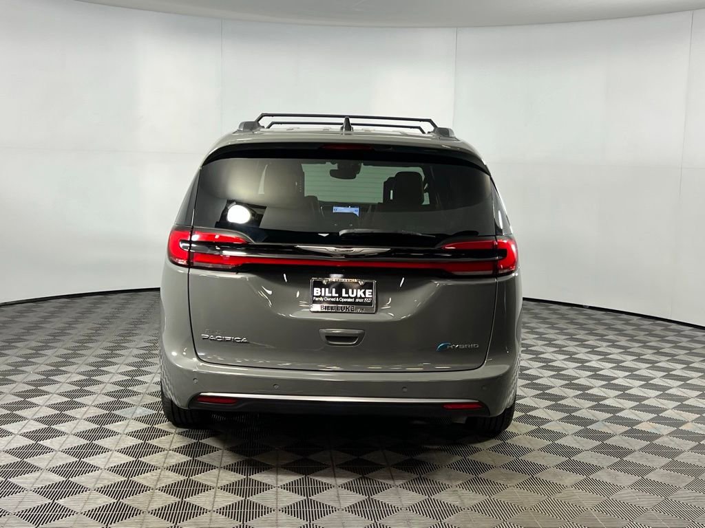 Used 2023 Chrysler Pacifica Pinnacle image 8