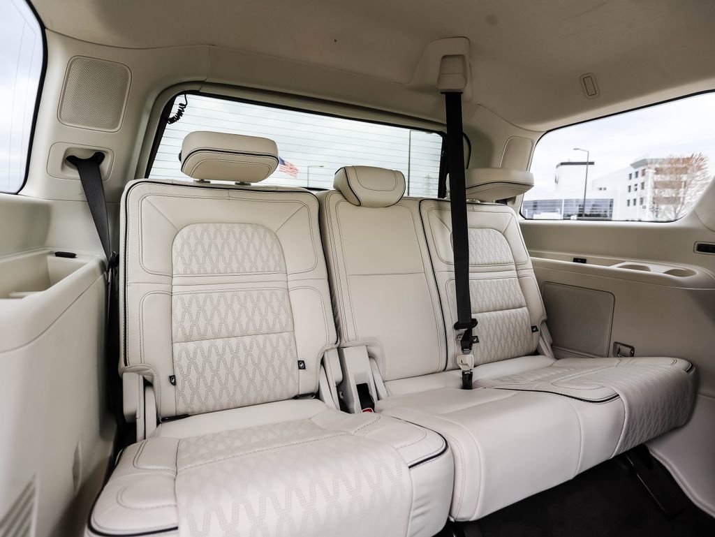 Used 2022 Lincoln Navigator Black Label AWD/4WD image 29