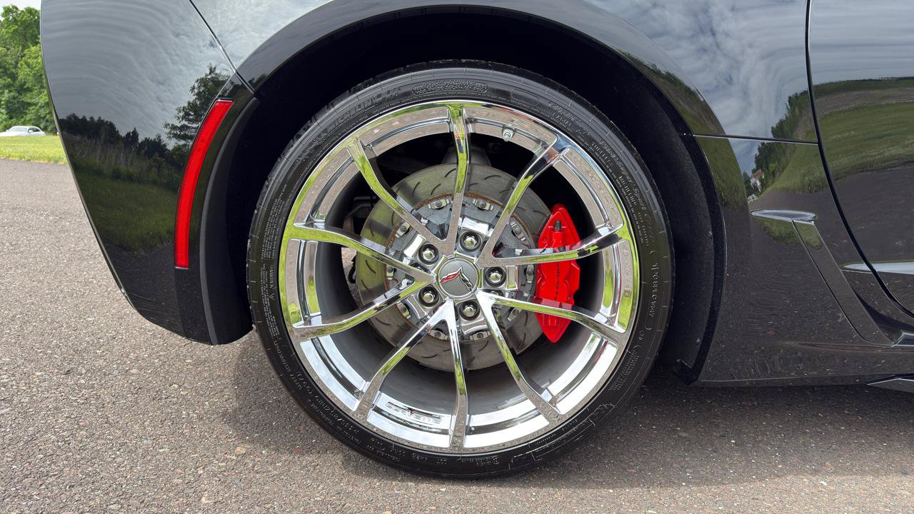 Used 2019 Chevrolet Corvette Grand Sport RWD image 71