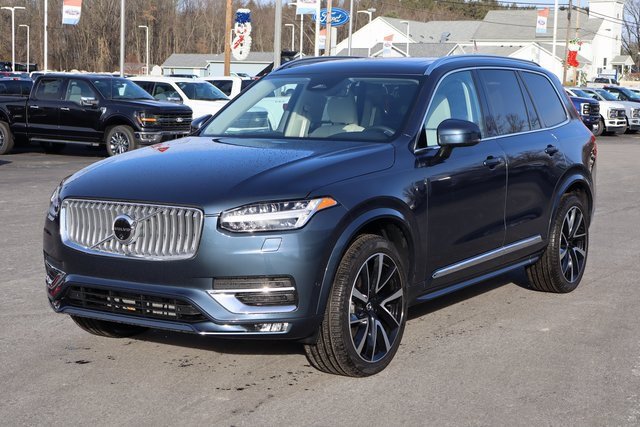 Used 2025 Volvo XC90 B6 Plus w/ Protection Package Premier image 14