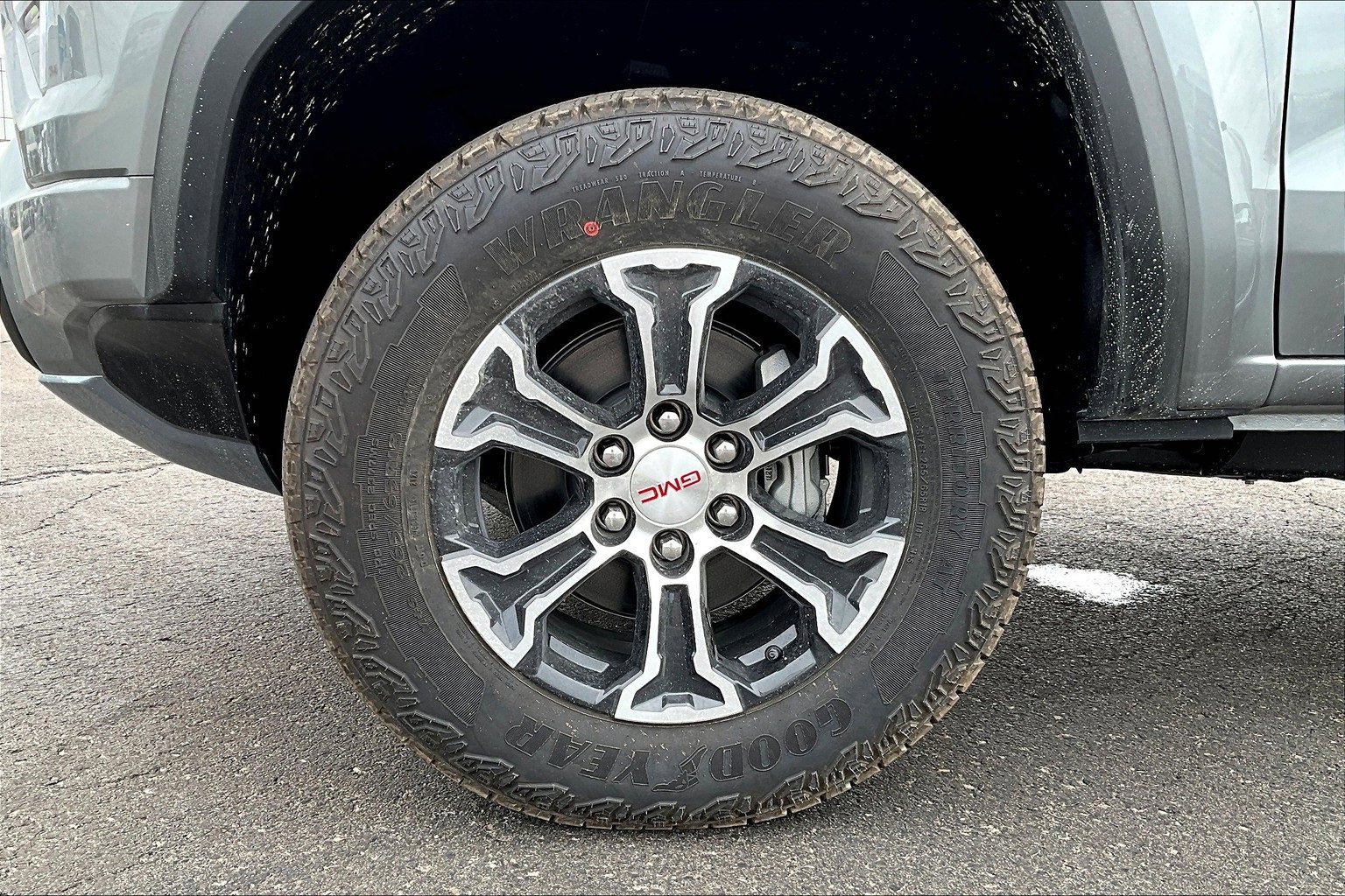 New 2025 GMC Canyon AT4 image 12