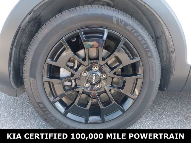 Certified 2022 Kia Telluride SX w/ SX Prestige Package AWD/4WD image 10