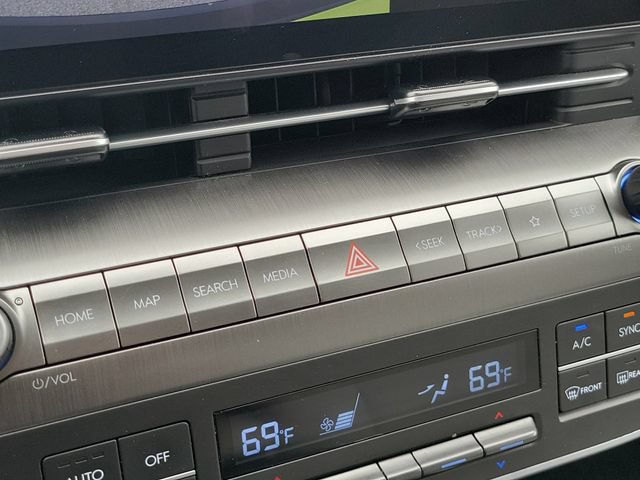 Used 2025 Hyundai Kona SEL FWD image 29