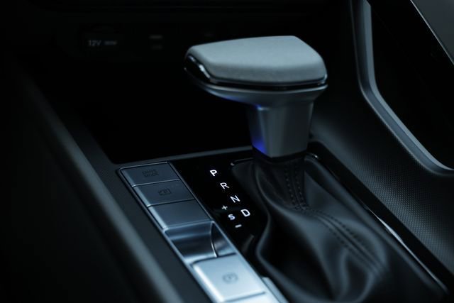 New 2026 Hyundai Elantra Hybrid FWD image 15
