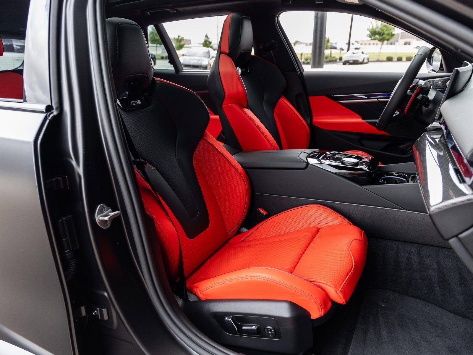 Used 2026 BMW M5 Touring image 47