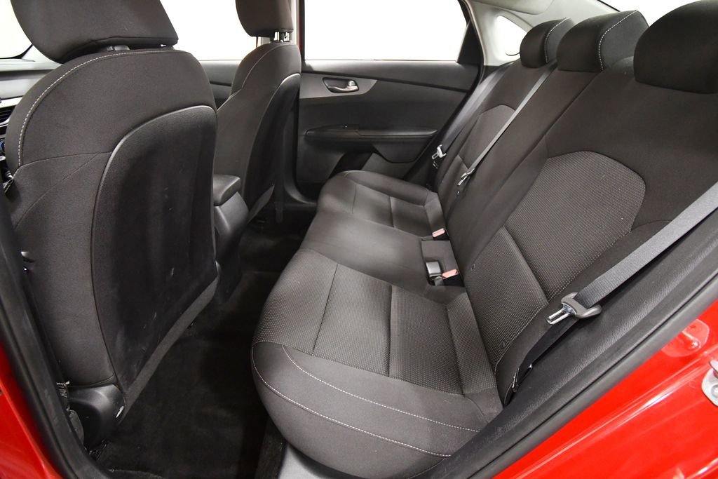 Certified 2019 Kia Forte LXS image 15
