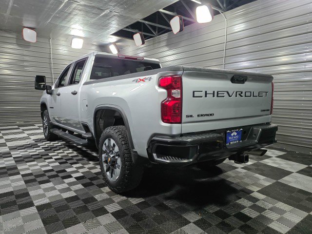 Used 2022 Chevrolet Silverado 2500 Custom w/ Custom Value Package AWD/4WD image 7