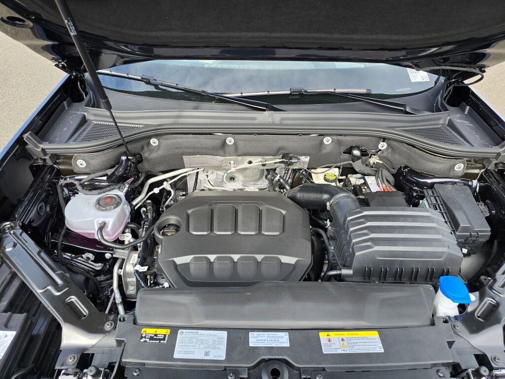 New 2026 Volkswagen Atlas SEL Premium R-Line image 12