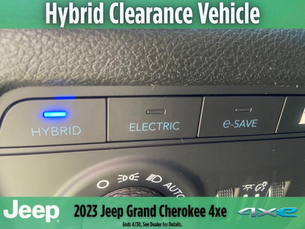 New 2023 Jeep Grand Cherokee Trailhawk image 22