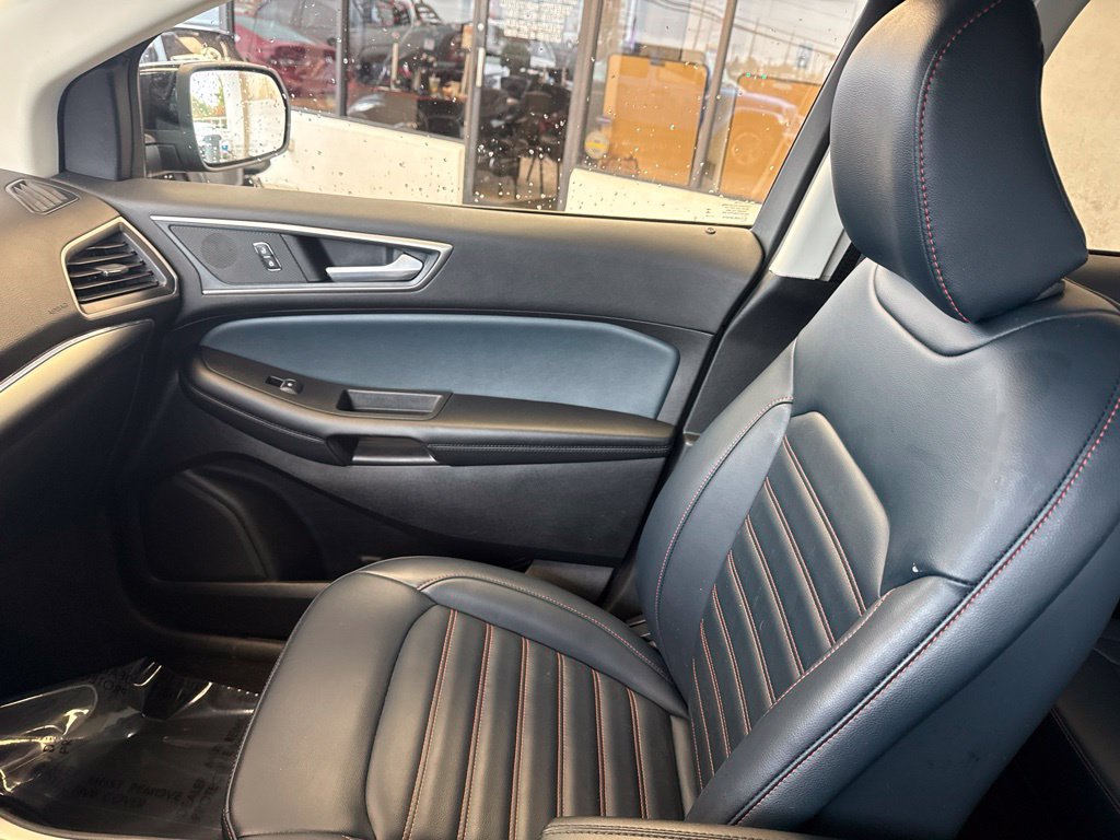 Used 2024 Ford Edge SEL w/ Sport Appearance Package AWD/4WD image 24