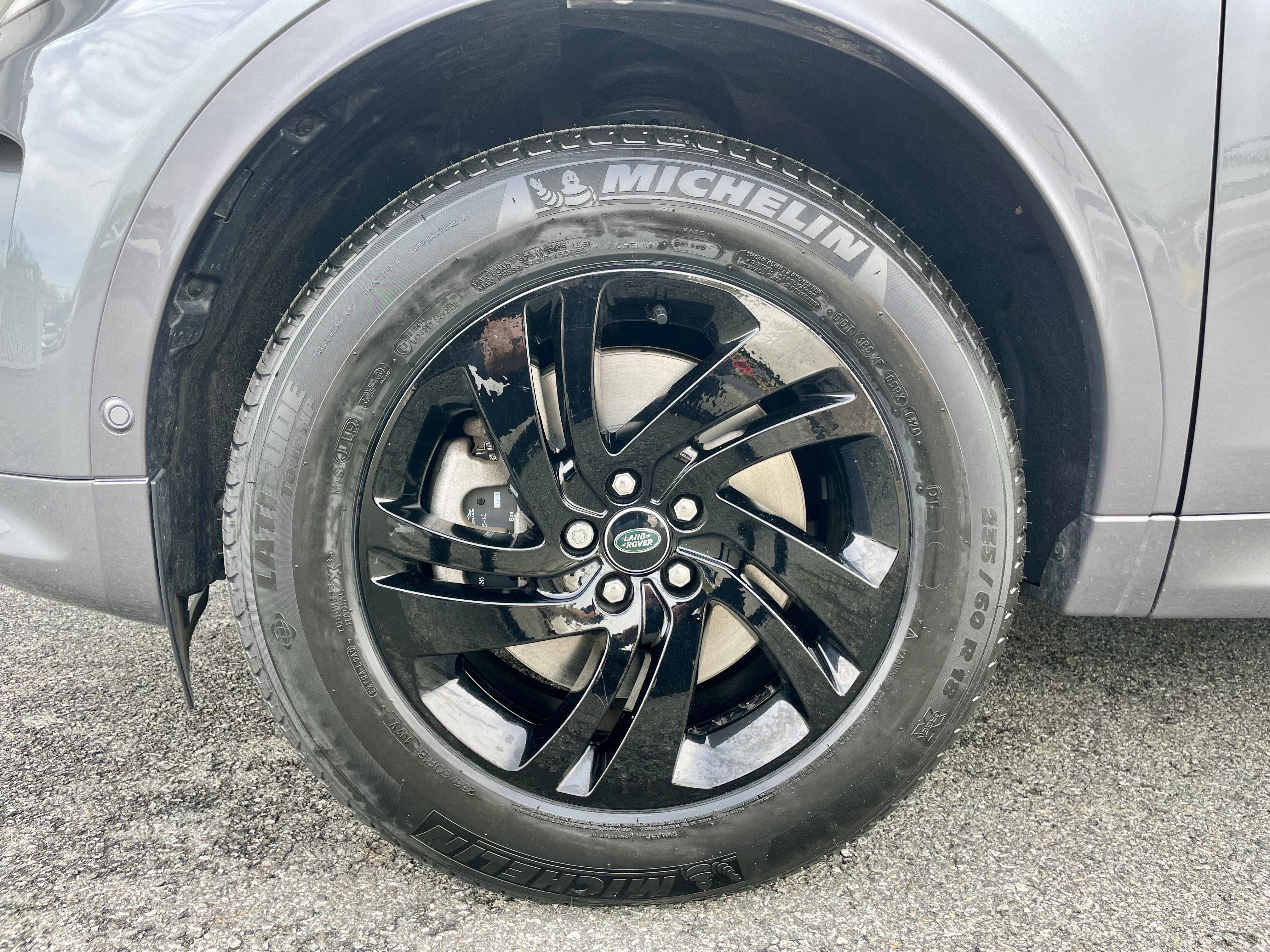 Certified 2024 Land Rover Discovery Sport S image 9