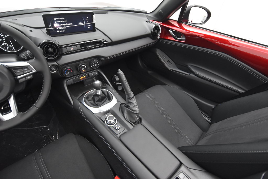 New 2026 MAZDA MX-5 Miata Club RWD image 28