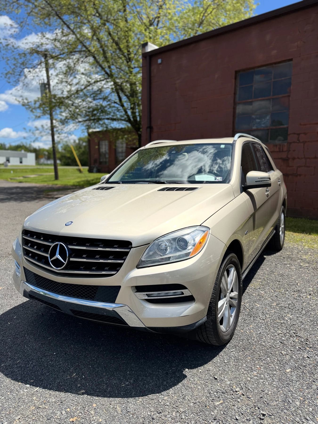 Used 2012 Mercedes-Benz ML 350 BlueTEC 4MATIC image 17