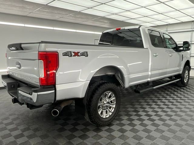 Used 2017 Ford F250 Lariat w/ Chrome Package image 20