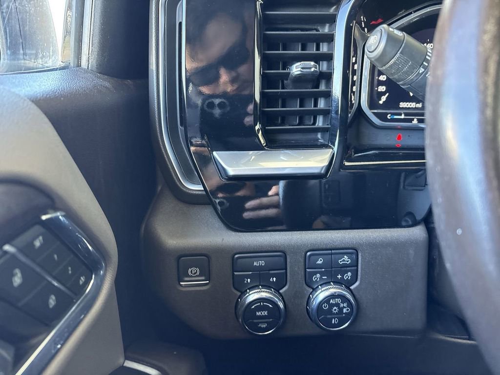 Certified 2023 GMC Sierra 1500 SLT w/ SLT Premium Package image 18