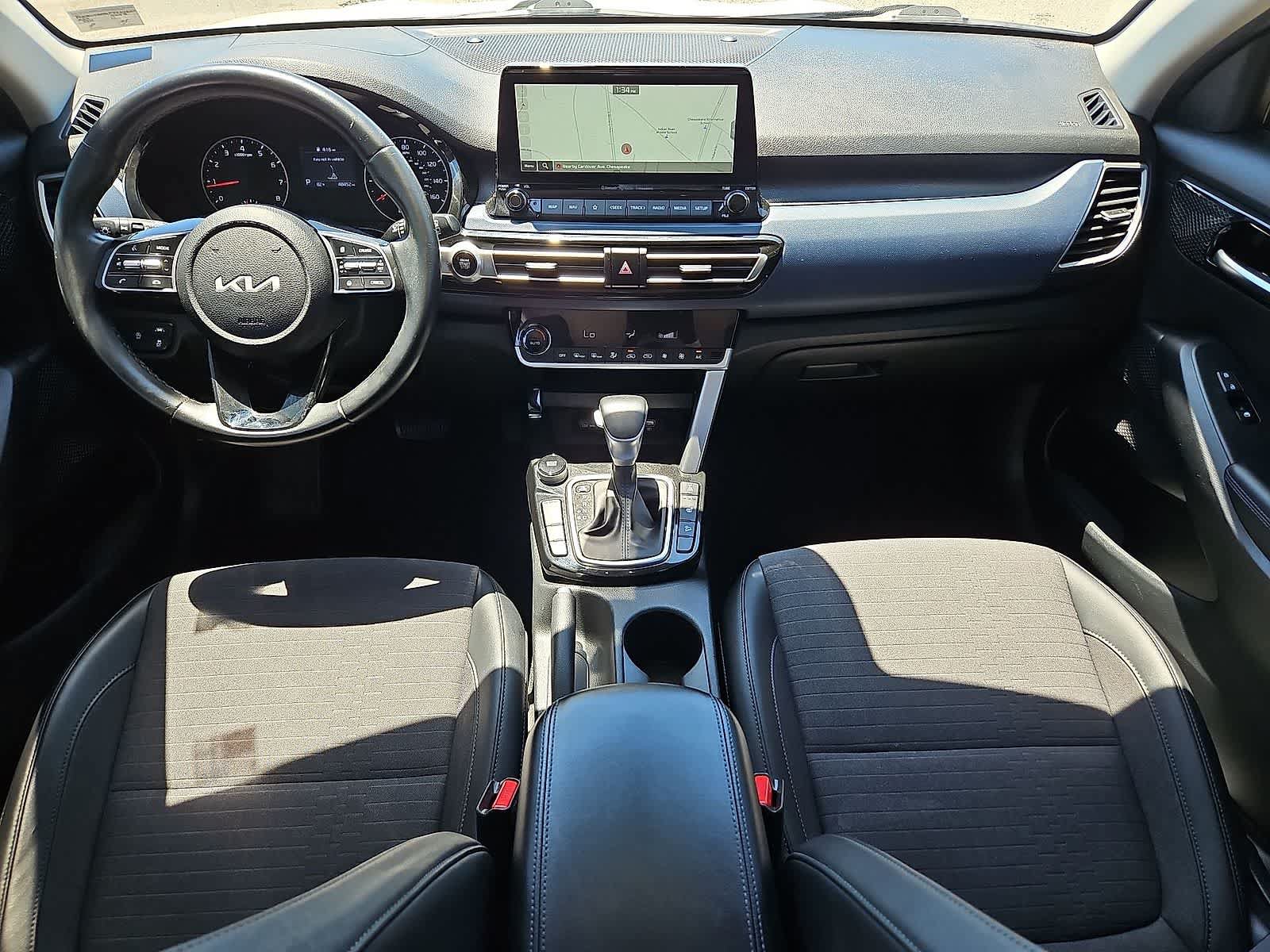 Used 2023 Kia Seltos S w/ Navigation Package AWD/4WD image 11