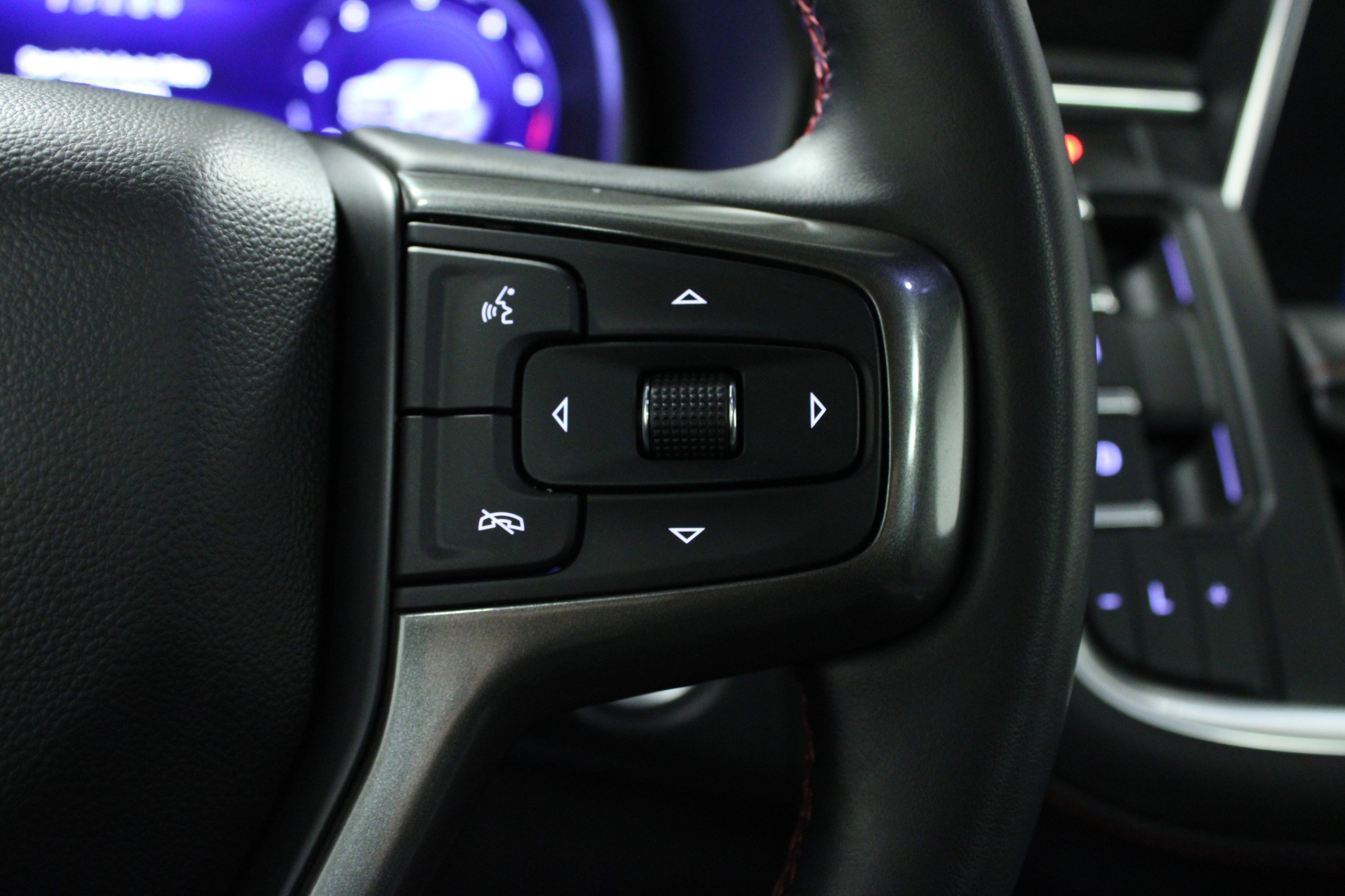 Used 2023 Chevrolet Tahoe RST w/ Luxury Package image 22